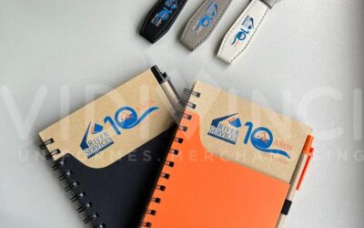 Agenda con bolígrafo + llaveros personalizado